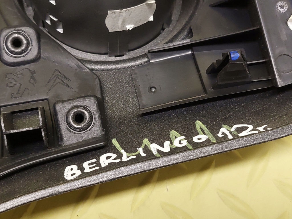 фото №15, Citroen berlingo iii защита пластик корпус спидометра 9681812877