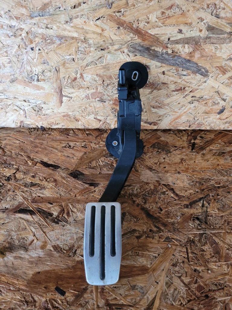 фото №1, Педаль газу tesla model x be5c9f836