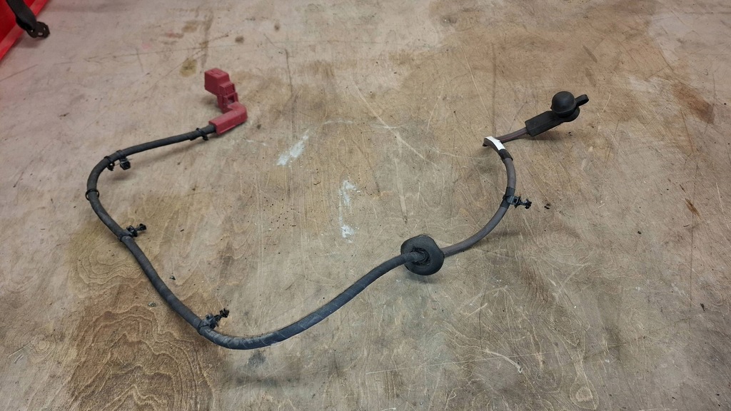 фото №1, Dodge charger 2020 plus / клемма / шланг аккумулятор