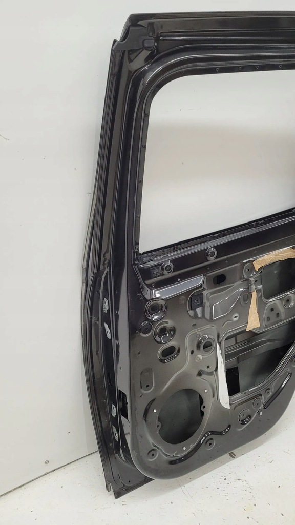 фото №8, Dacia duster ii 2 двері задня задні праве fv