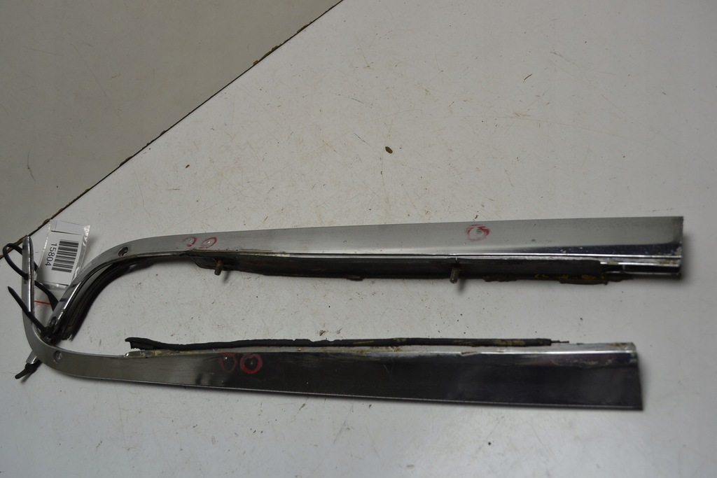 фото №10, Mercedes w116 накладки хром задня лампи права + ліва