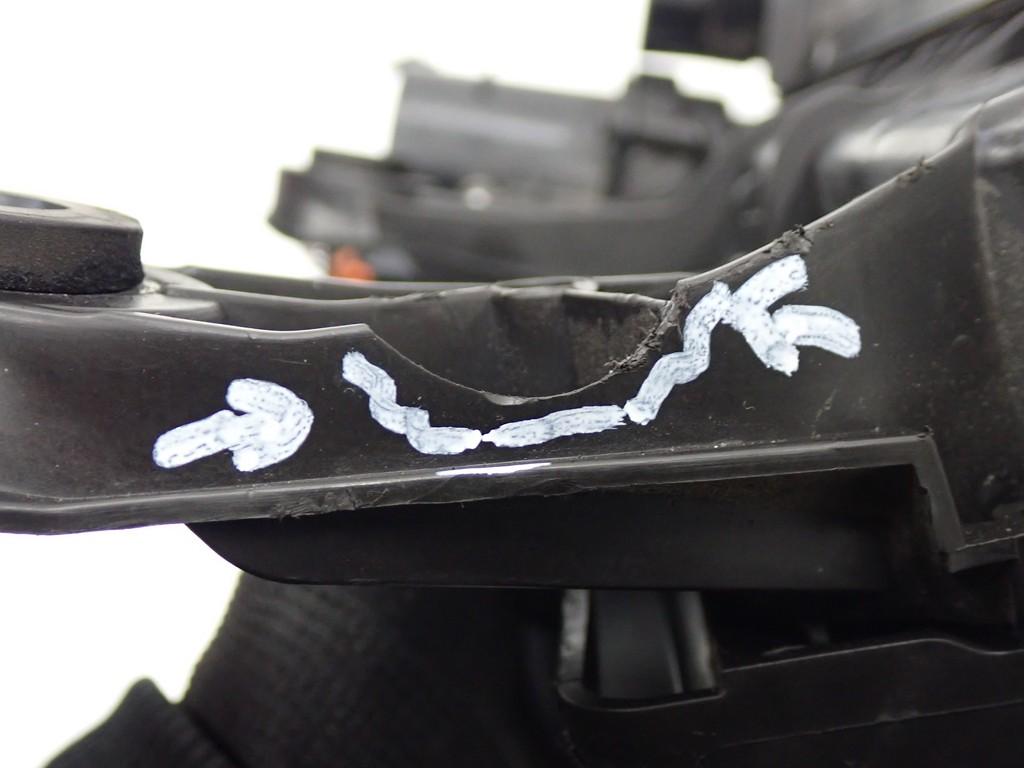 фото №11, Корпус фильтра воздуха расходомер citroen ds3 c3 ii 1.4 ehdi 8h01 14r