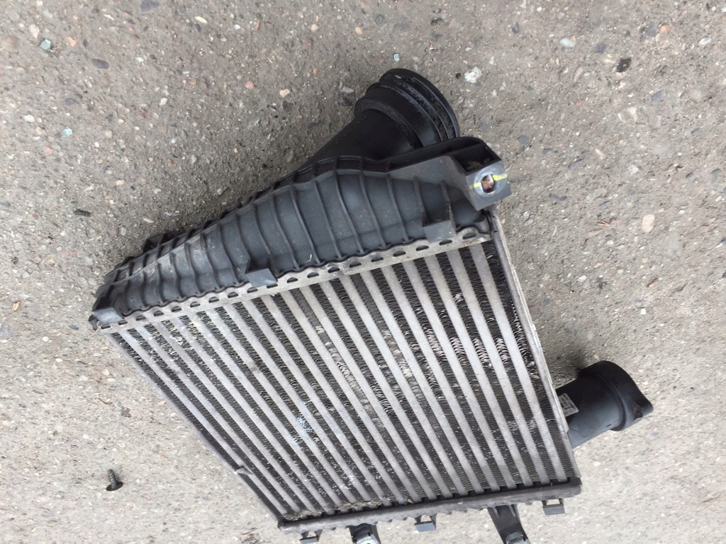 фото №7, Audi q7 4l 4.2 tdi інтеркулер лівий 7l0145803c