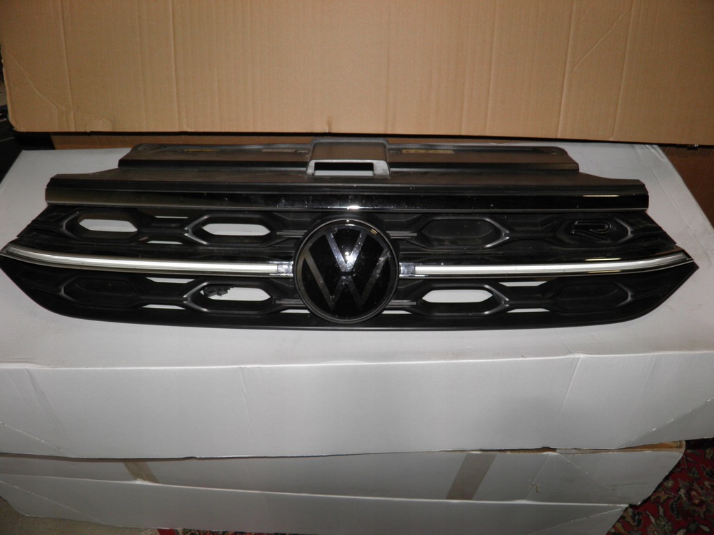 фото №1, Решётка радиатора решётка радиатора решётка радиатора vw troc t-roc 2ga853653h lift led 21- радар