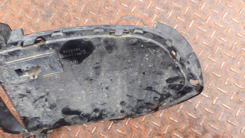 Решётка бампера левое  перед bmw x5 f15 13- в Украине