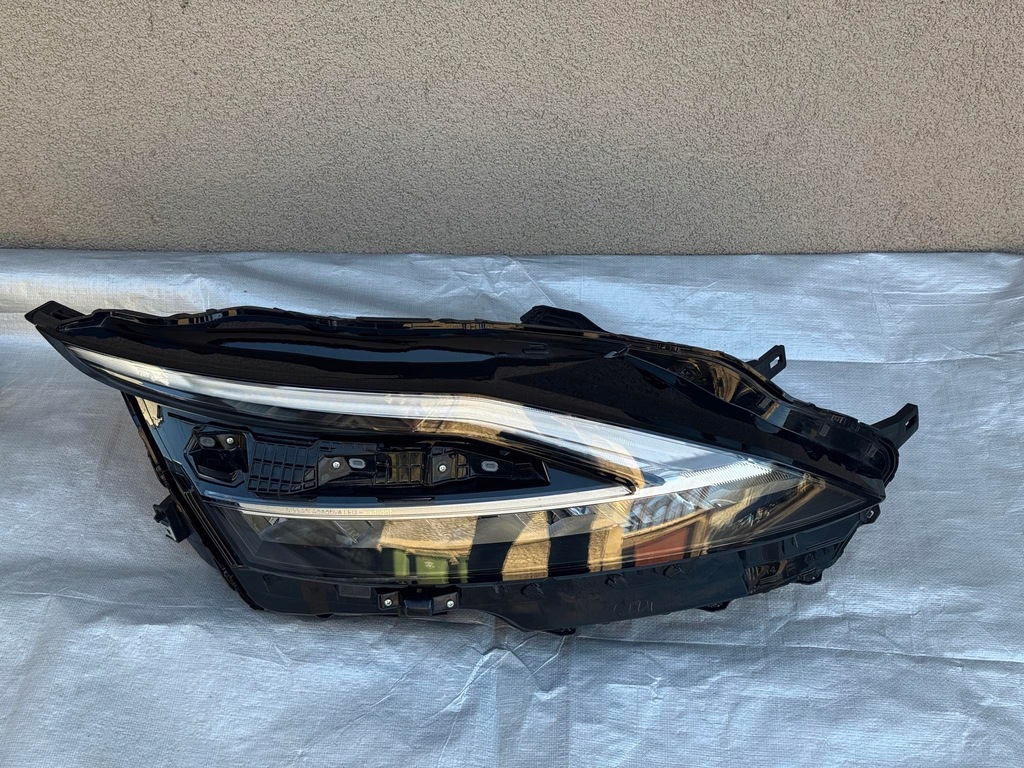 фото №1, Лампа передняя правая nissan qashqai j12 iii full led