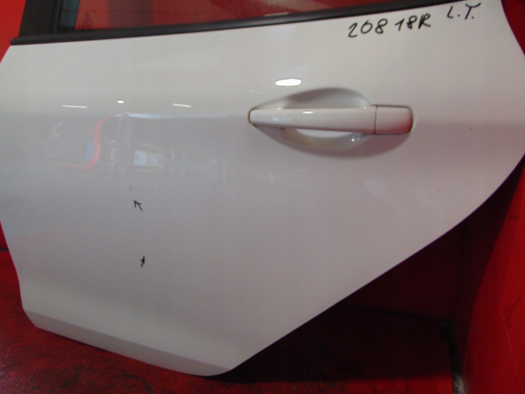 фото №9, Peugeot 208 i двері задня ліва білий ewp