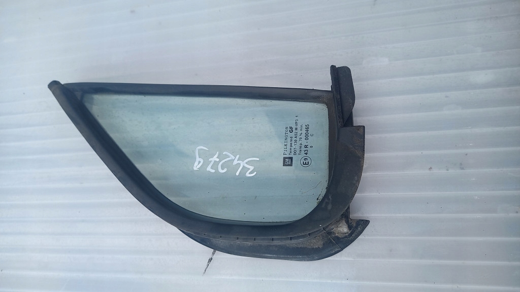 фото №1, Стекло левая перед треугольник opel agila 00r