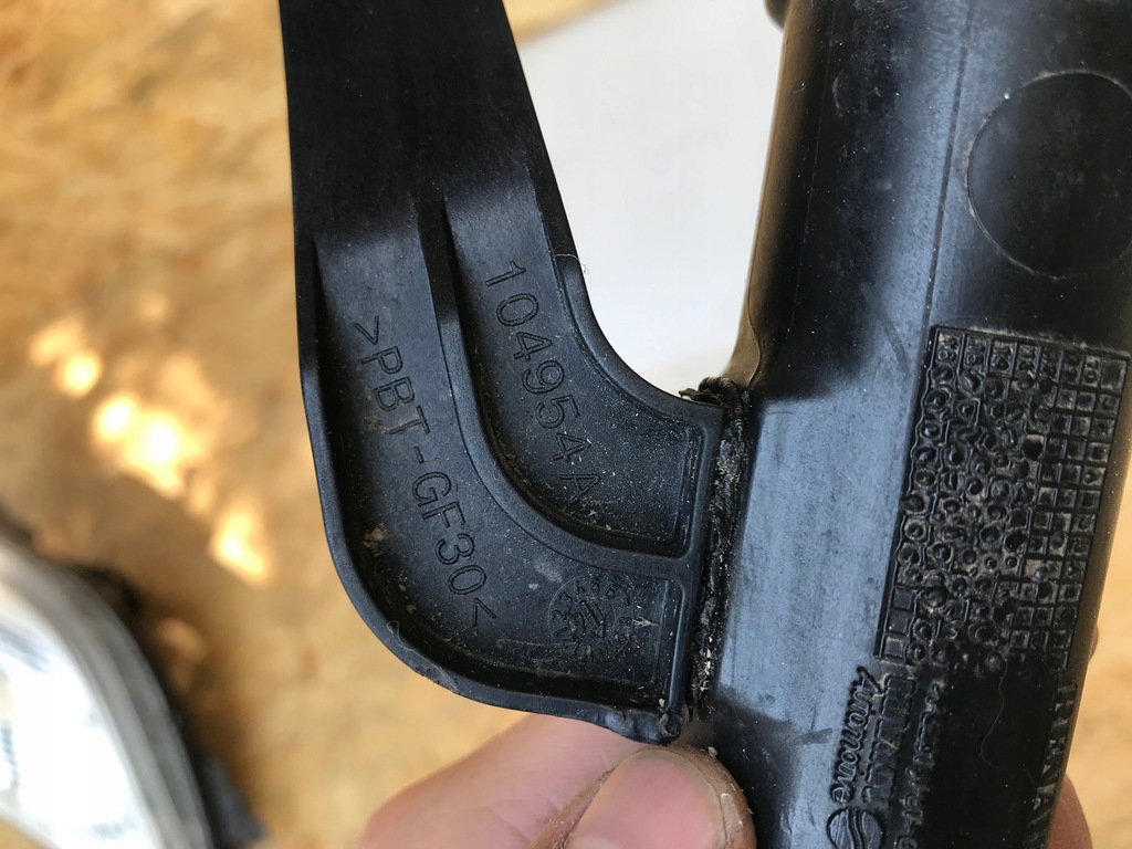 фото №6, Dacia sandero stepway 2 logan шланг воздуха 17