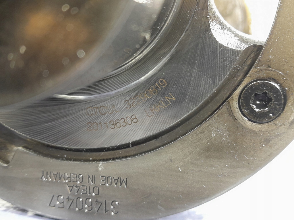 фото №7, Volvo xc60 ii 2.0d mild hybrid d420t8 wał коленчатый 32290819