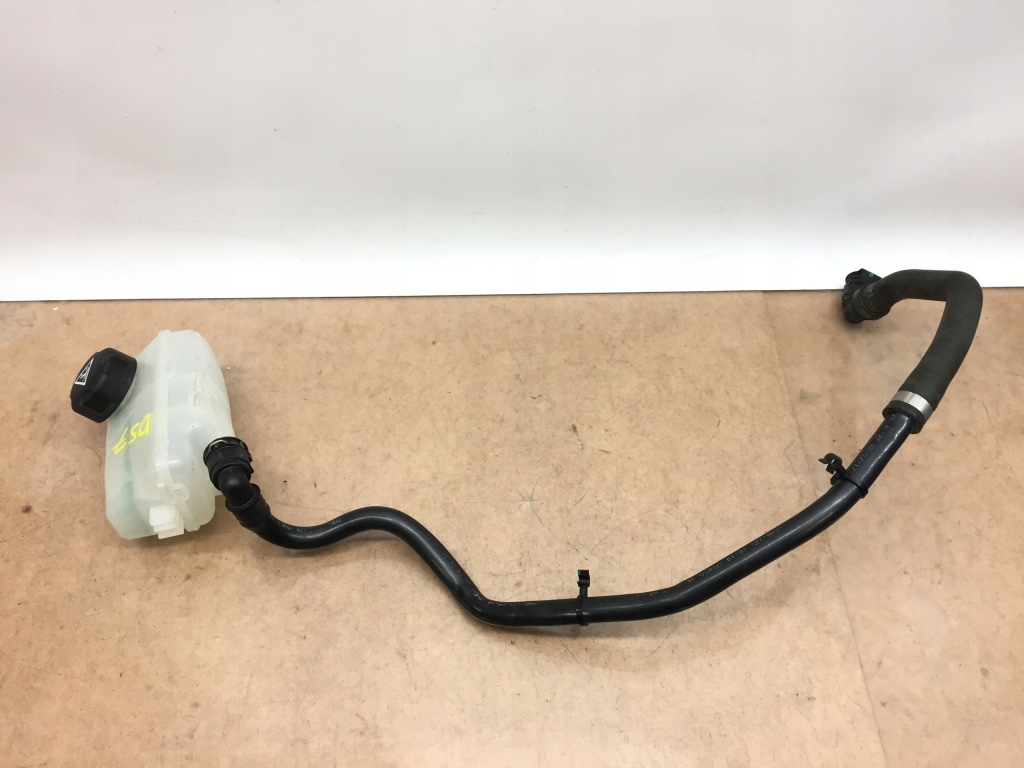 фото №1, Citroen ds7 1.6 thp бак расширительный шланг