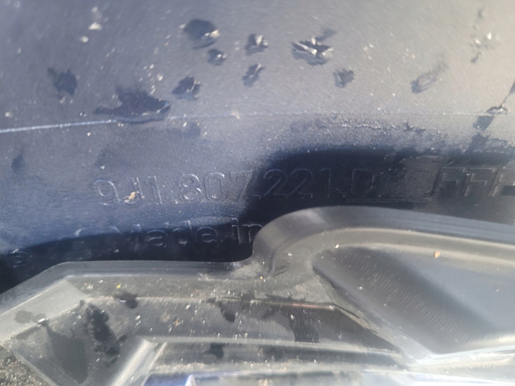 фото №12, Porsche taycan 9j1 19- бампер перед передний 9j1807221d