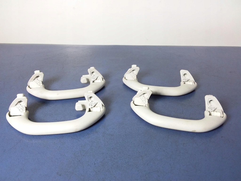 фото №2, Vw golf vi 3d кронштейн ручки стельовий 4szt