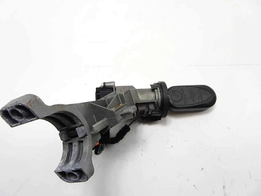 фото №2, Замок запалювання з ключ alfa romeo giulietta