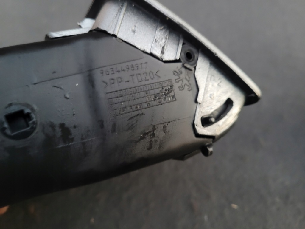 фото №8, Решітка обдув ліва права peugeot 307 i 2001-08