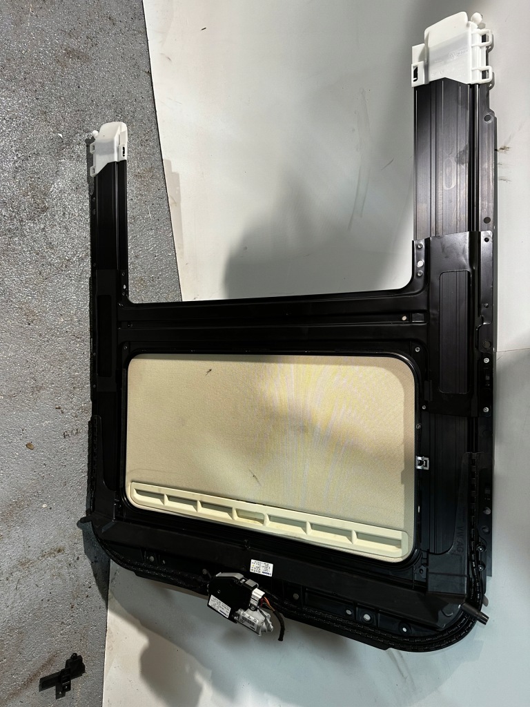 фото №5, Audi a6 c7 sedan люк дах панорама 4g5877041 4g5877255 jj3 4g8959591