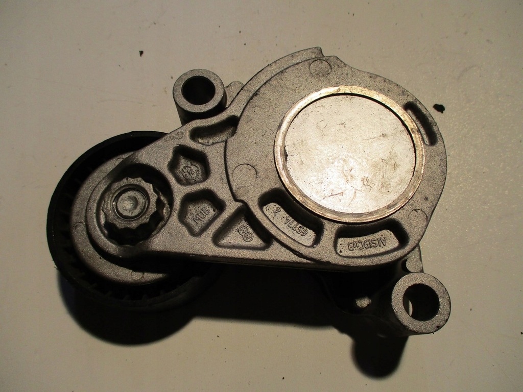 фото №1, Натяжитель ремень bmw 2 f45 1,5i 657744