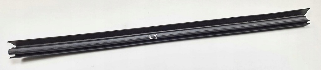 фото №1, Молдинг ущільнювач лівий задня dacia sandero iii