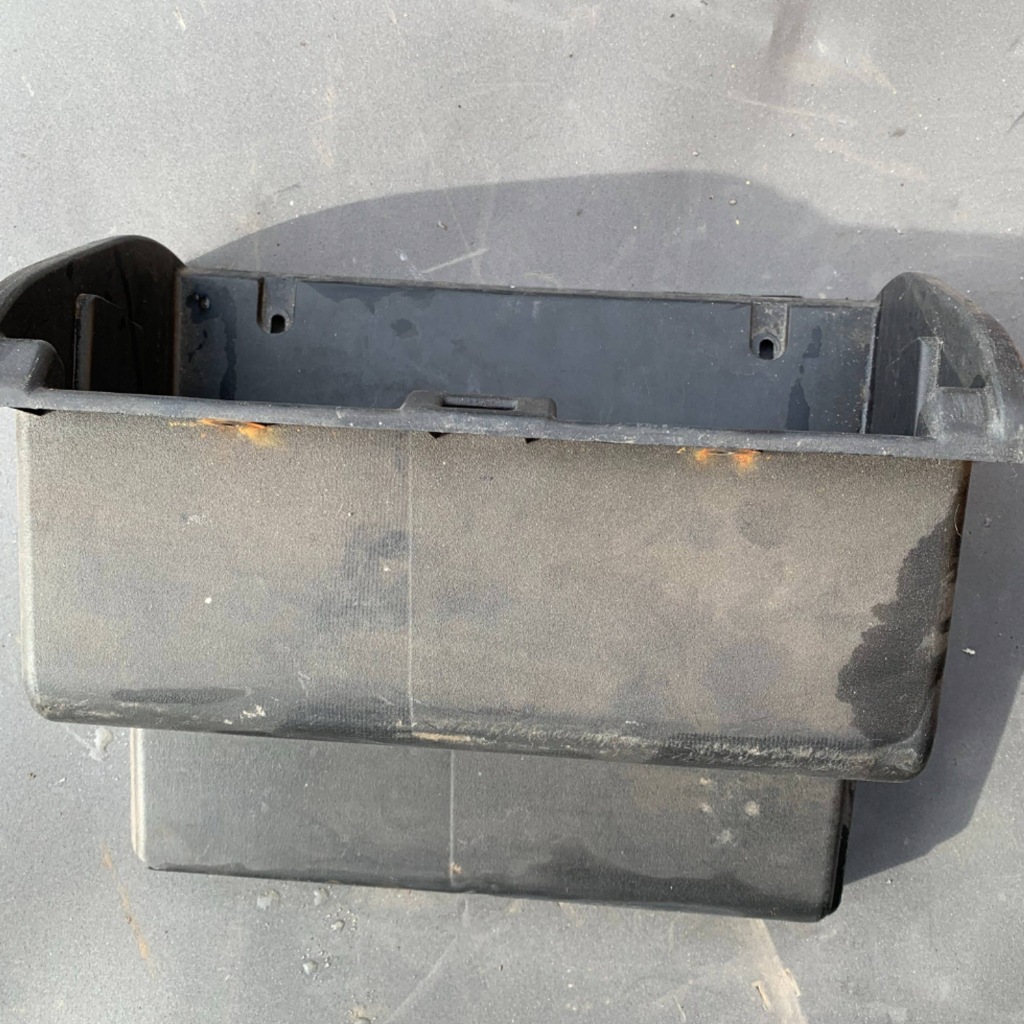 фото №2, Бардачок полка пассажира mc140215 mitsubishi canter