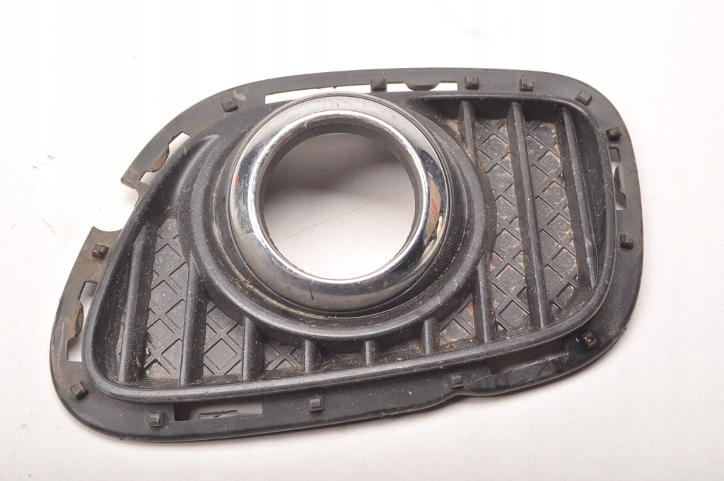 фото №1, Kia picanto ii рамка решітка протитуманної фари права 86586-1y520