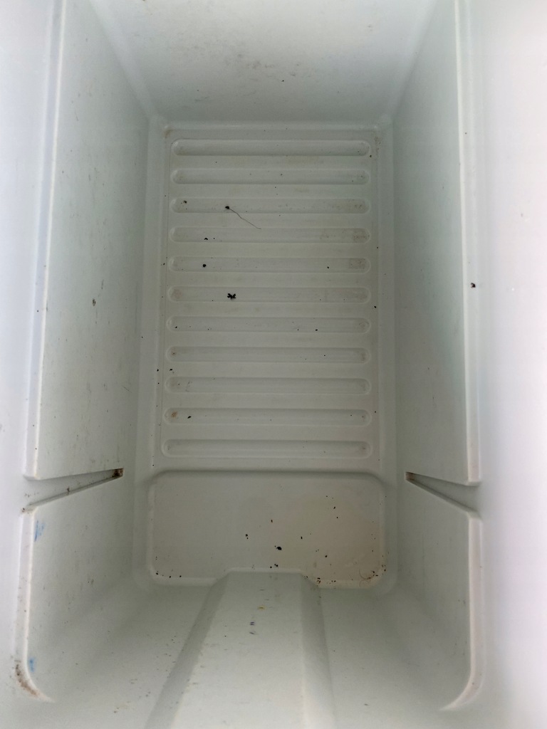 фото №8, A9608179220 mercedes actros mp4 - холодильник комплектна рейки