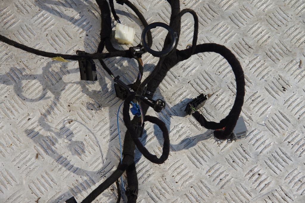 фото №6, Электропроводка салона консоли fiat 500 00518533370