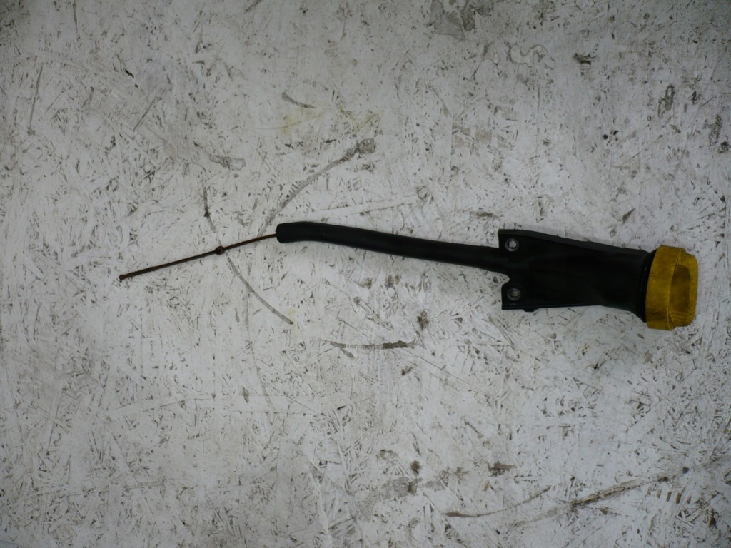 фото №1, Щуп заливна горловина оливи juke f15 1.5 dci