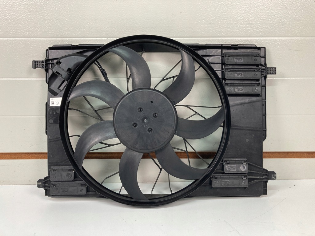 фото №1, Вентилятор радиатора mercedes cla gla glb a247