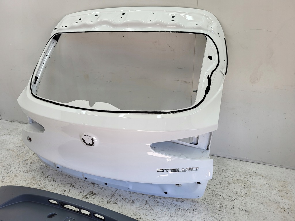 фото №5, Крышка багажника багажника alfa romeo stelvio