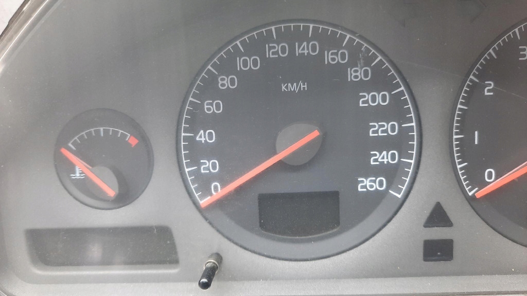 фото №6, Лічильник прилади 9499668 69294-570t volvo s60 v70 ii 2.4b