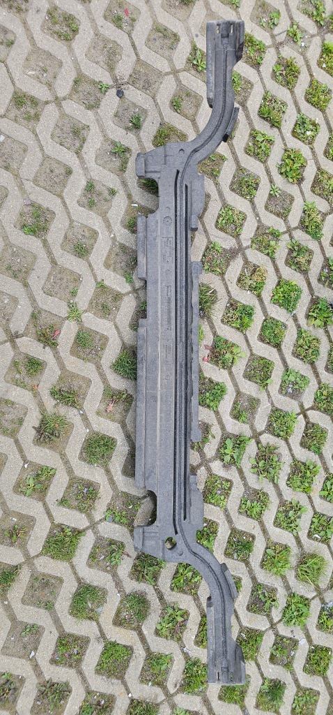 фото №1, Audi q7 4m0 абсорбер передний бампера 4m0807550e