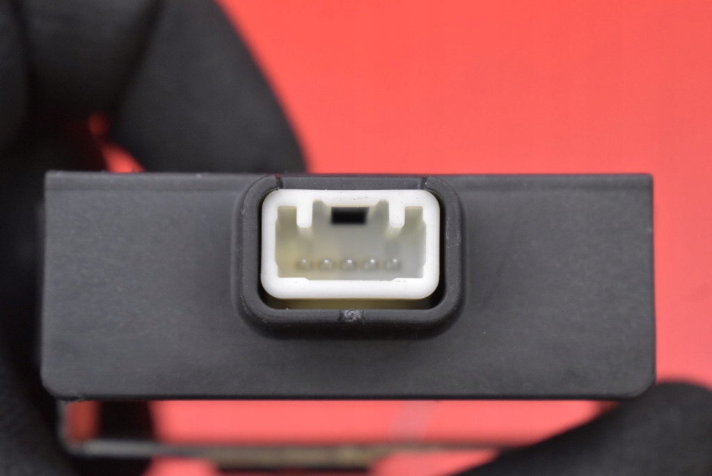 фото №8, Блок керування модуль двері 89741-05090 s000003660 toyota avensis t27 kombi 09-11