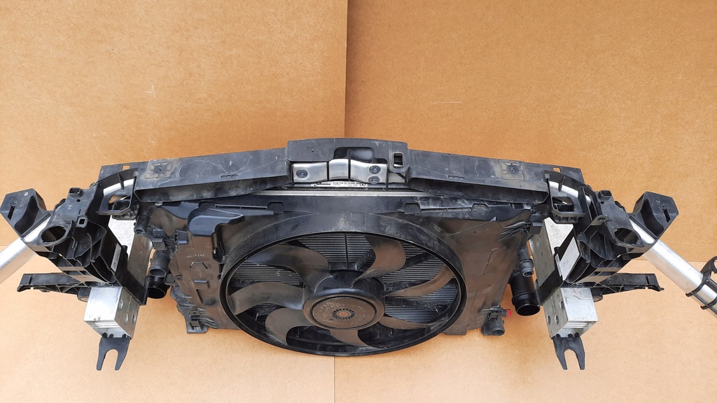 фото №6, Pas передний усилитель радиатор mercedes w 176 a