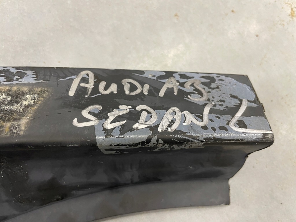 фото №2, Чверть обшивка стійка лівий перед a3 8v sedan