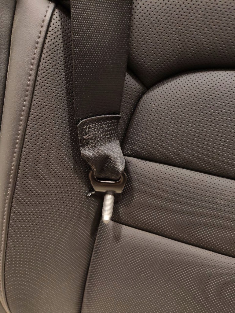 фото №7, Porsche taycan 9j1 2023 сиденье задний