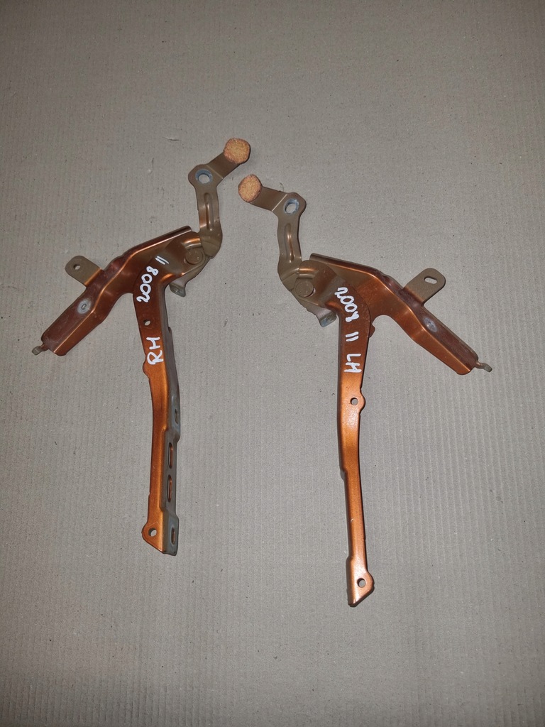 фото №7, Peuegot 2008 ii - петля капот правый lub левый