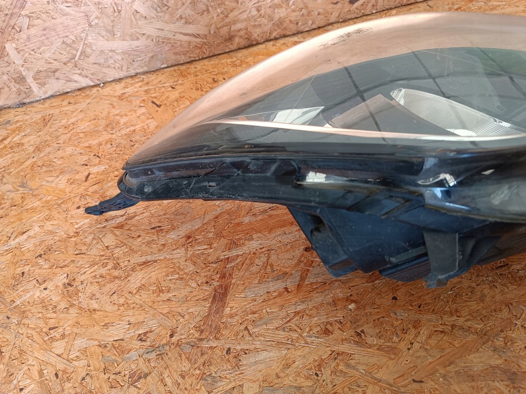 фото №10, Лампа правий перед eu 92102-4p500 hyundai i20 lift