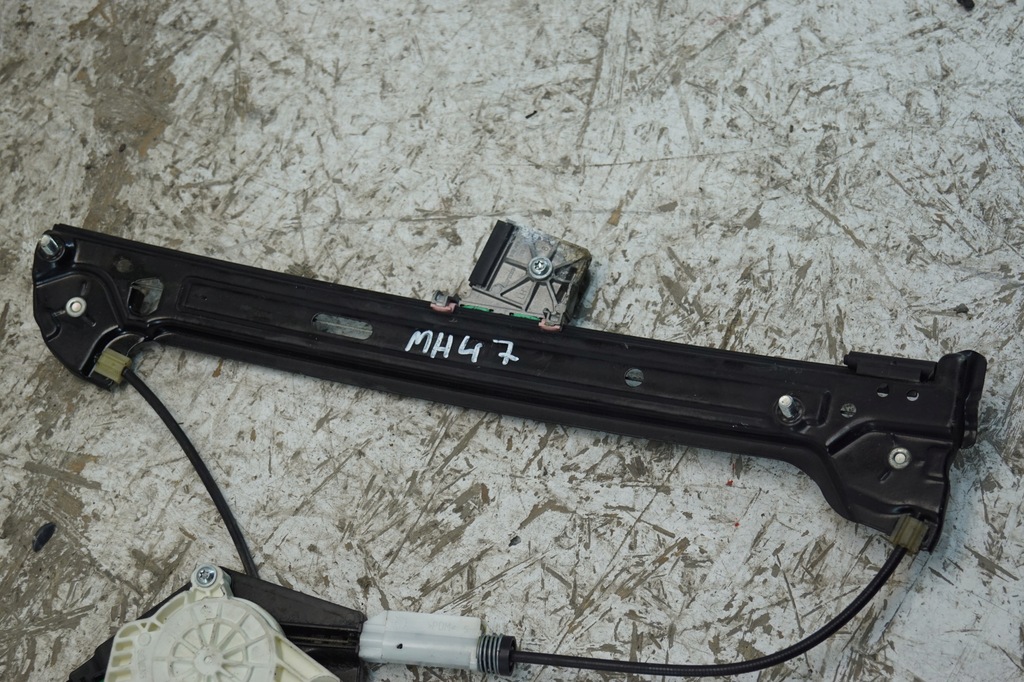 фото №4, Подъемник механизм стекло левый перед audi a5 8t coupe 8t0837461d