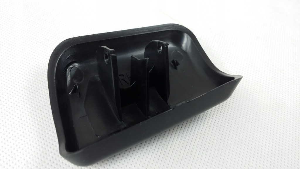 фото №3, Volvo xc90 правая заглушка распылителя фара