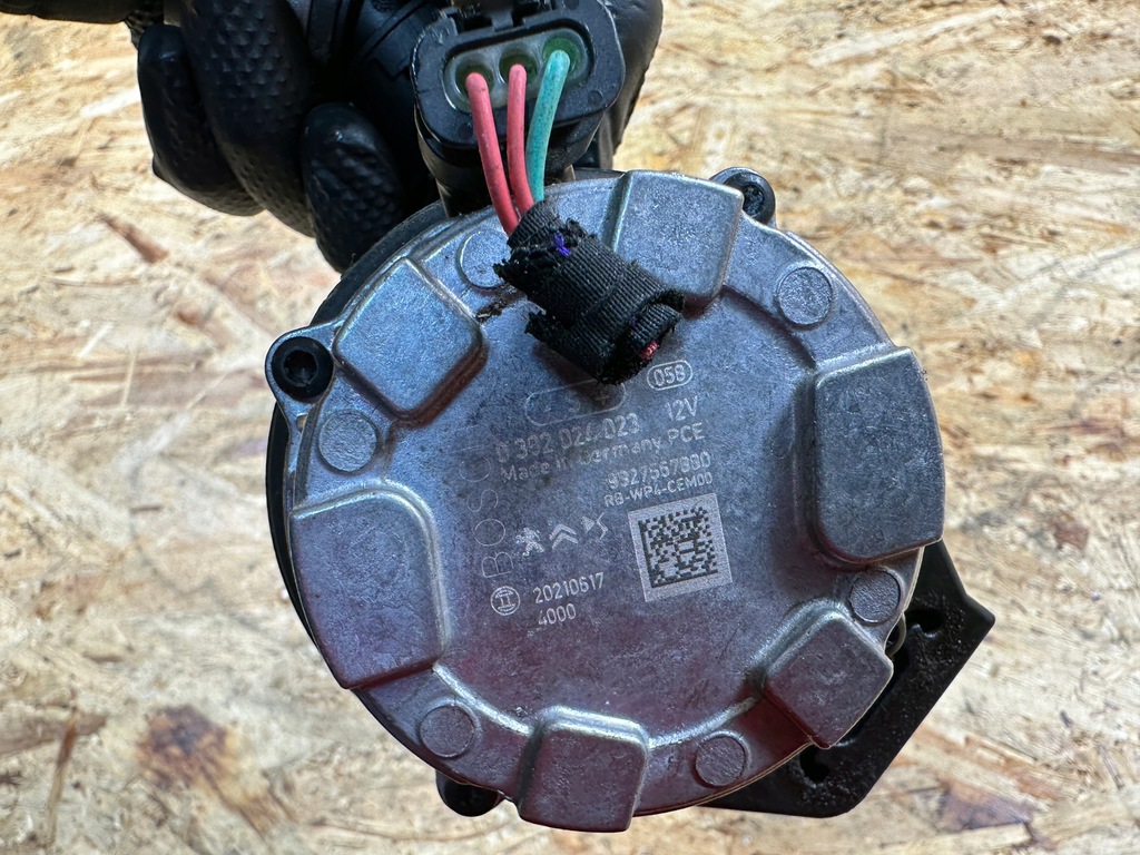 фото №9, Дополнительная насос wody opel e-corsa f e-mokka ii peugeot e-208 ii 9827567880