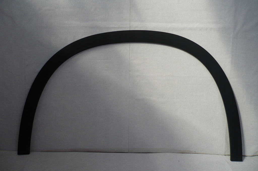 фото №1, Mercedes gla x156 молдинг крыла левая перед оригинал