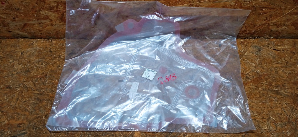 фото №1, Opel zafira c 11- прокладка дефлектор wody дверь левый задняя nowa 20764877