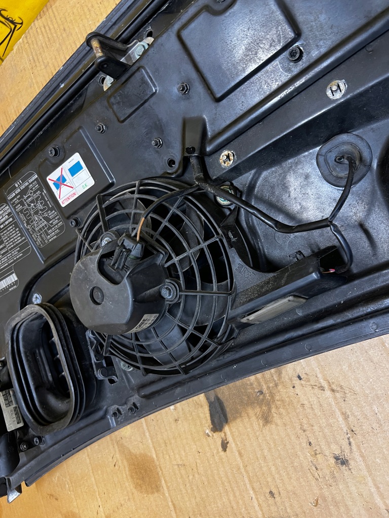 фото №7, Капот крышка задняя двигателя спойлер porsche carrera 911 996 cabrio l741