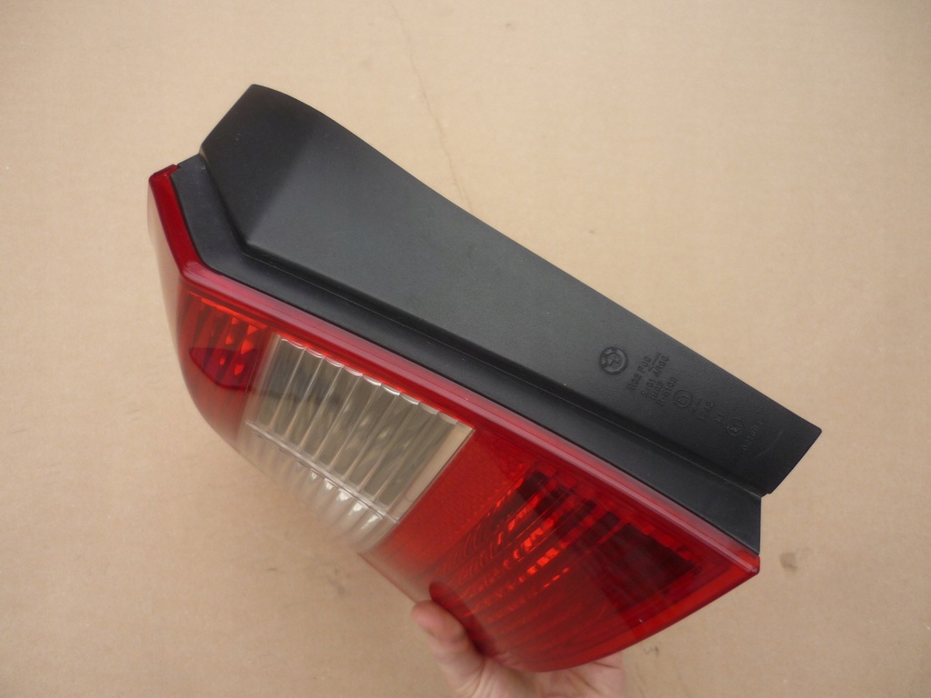 фото №9, Лампа лівий задня bmw 1 e87 e81 przedlift 6924501 bardzo ładna valeo + вкладиш