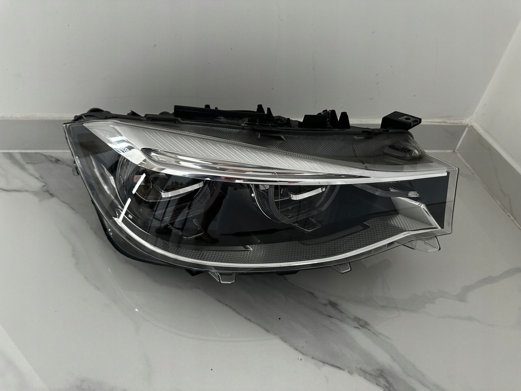 фото №1, Bmw 3 f34 lci адаптивный gt правая led 8738730 eu