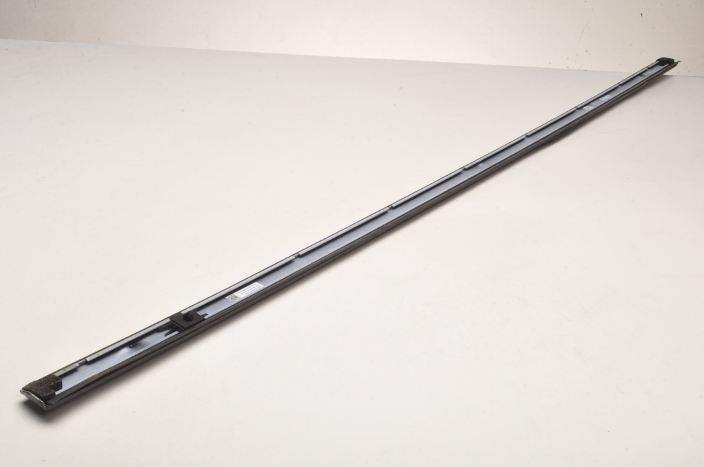 фото №4, Defender l663 молдинг крыла стекло правый задняя 21r