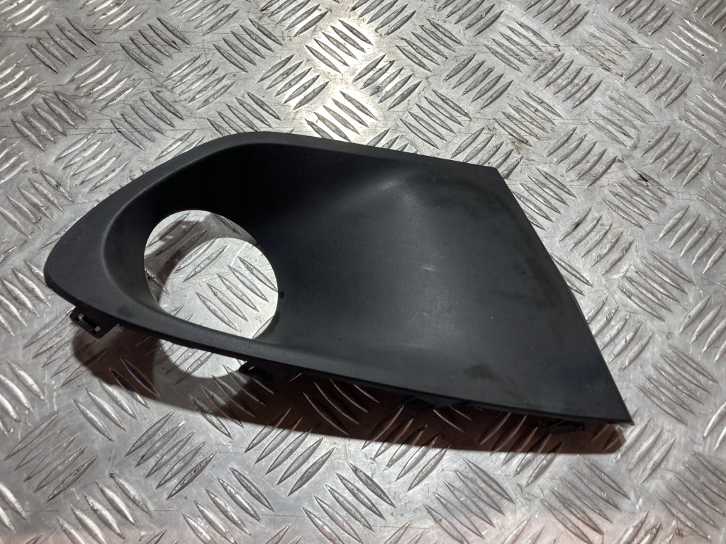 фото №1, Решётка противотуманной фары правая suzuki baleno ii 15-