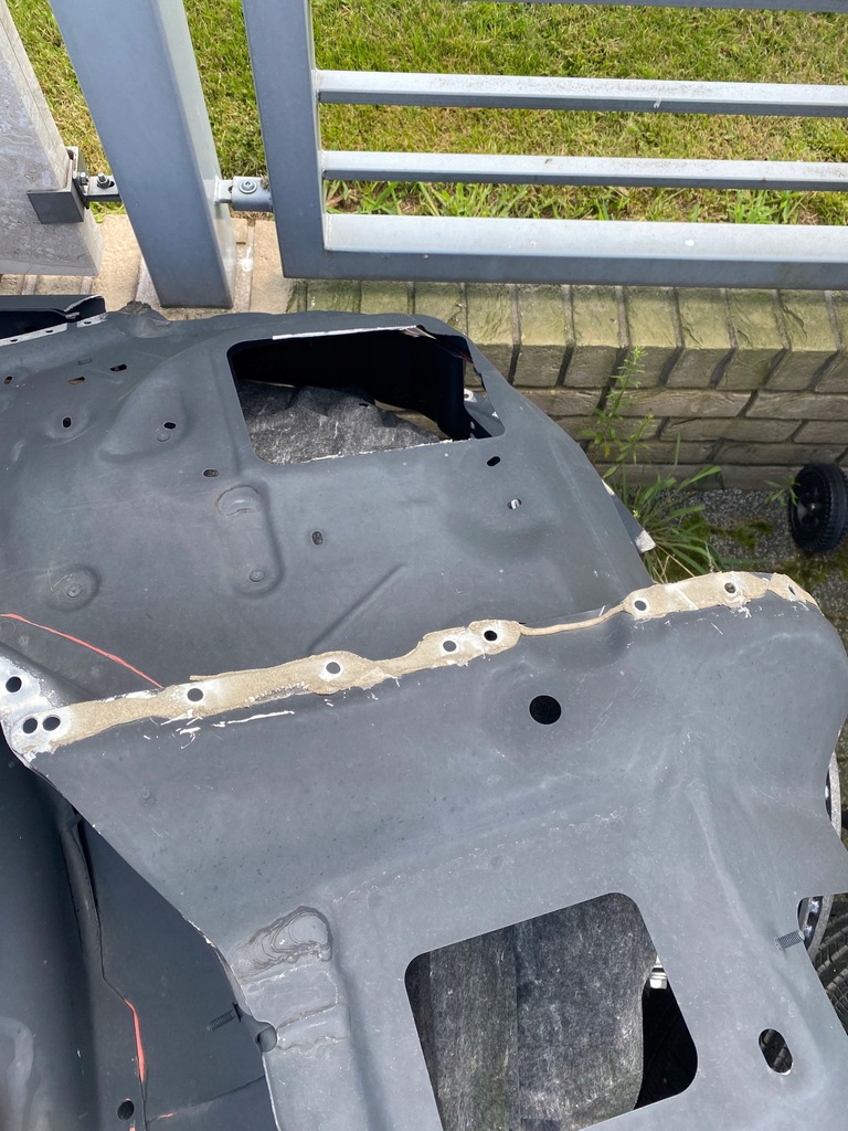 фото №3, Четверть tesla model x