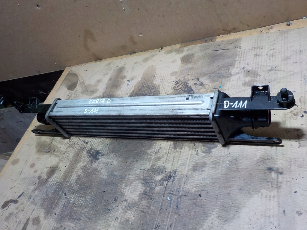 Купити Opel оригінальний номер 872051000 радіатор повітря