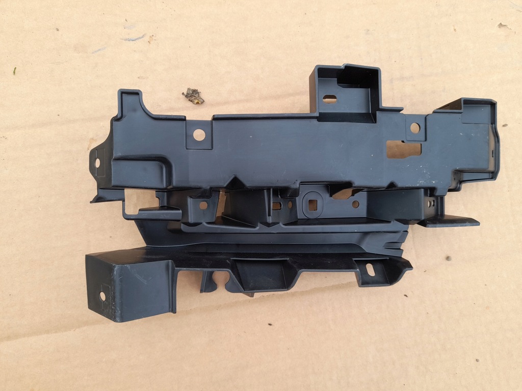 фото №1, Кронштейн бампера mazda 6 2018-